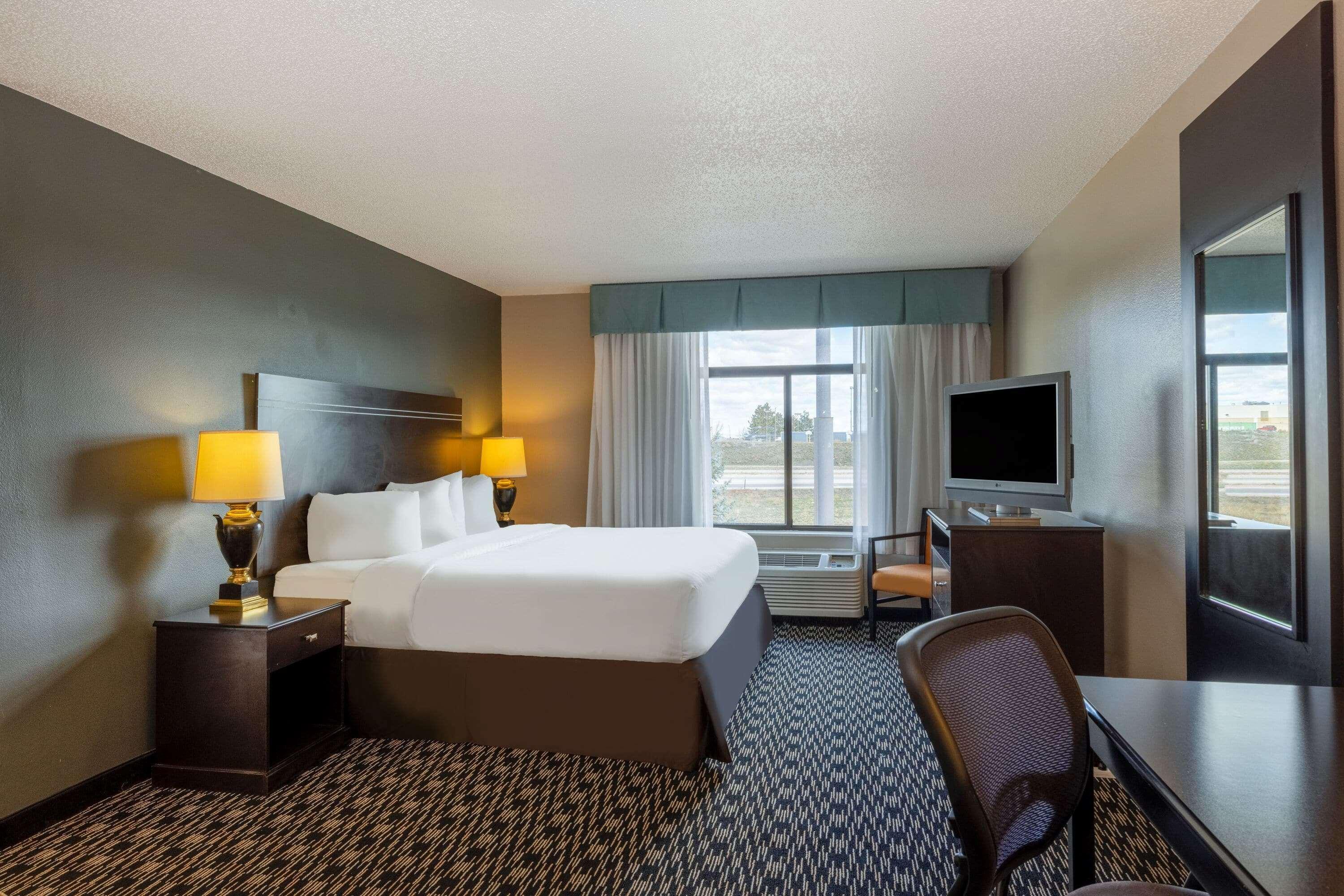 Hotel Wingate By Wyndham Gillette Extérieur photo