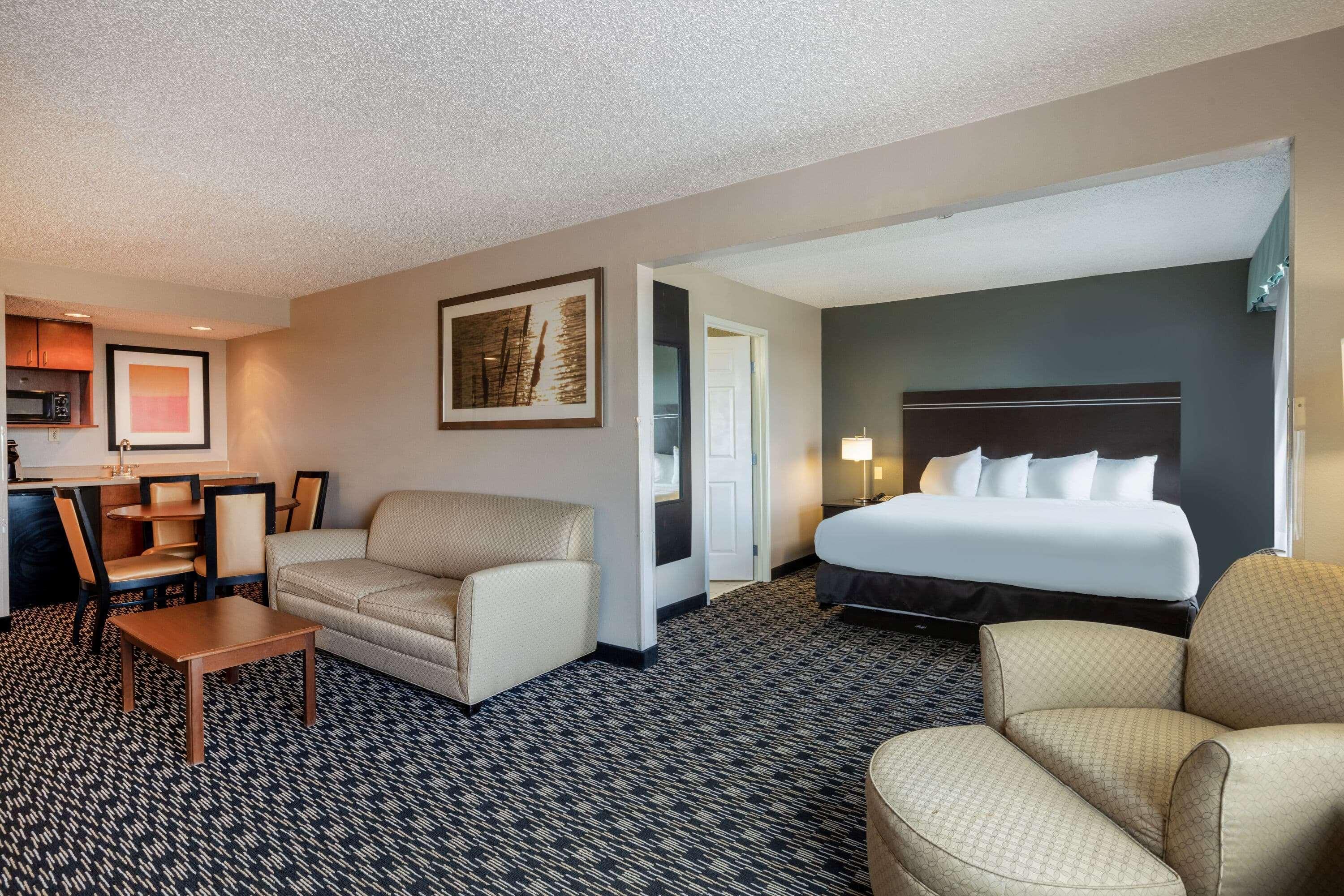 Hotel Wingate By Wyndham Gillette Extérieur photo