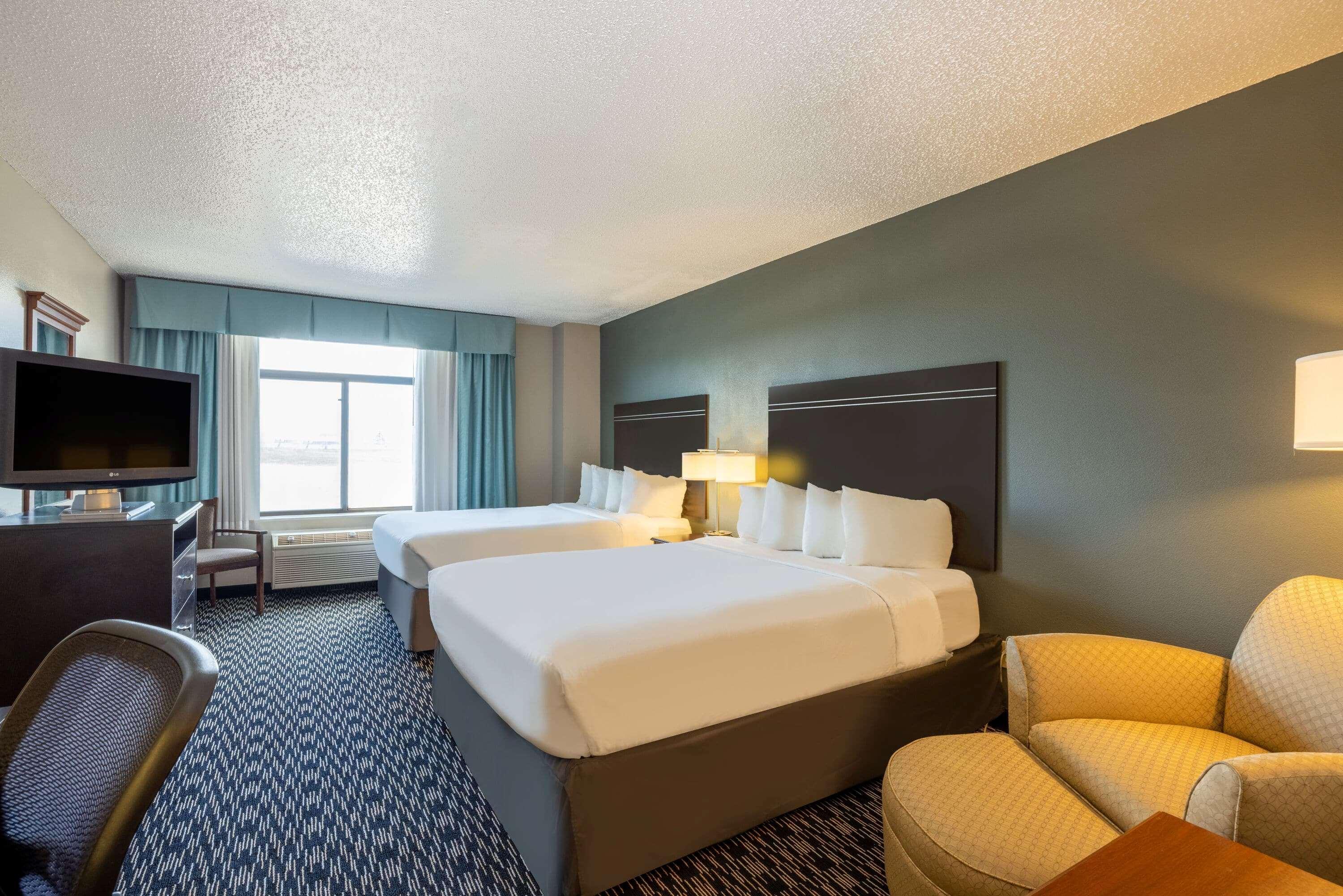 Hotel Wingate By Wyndham Gillette Extérieur photo