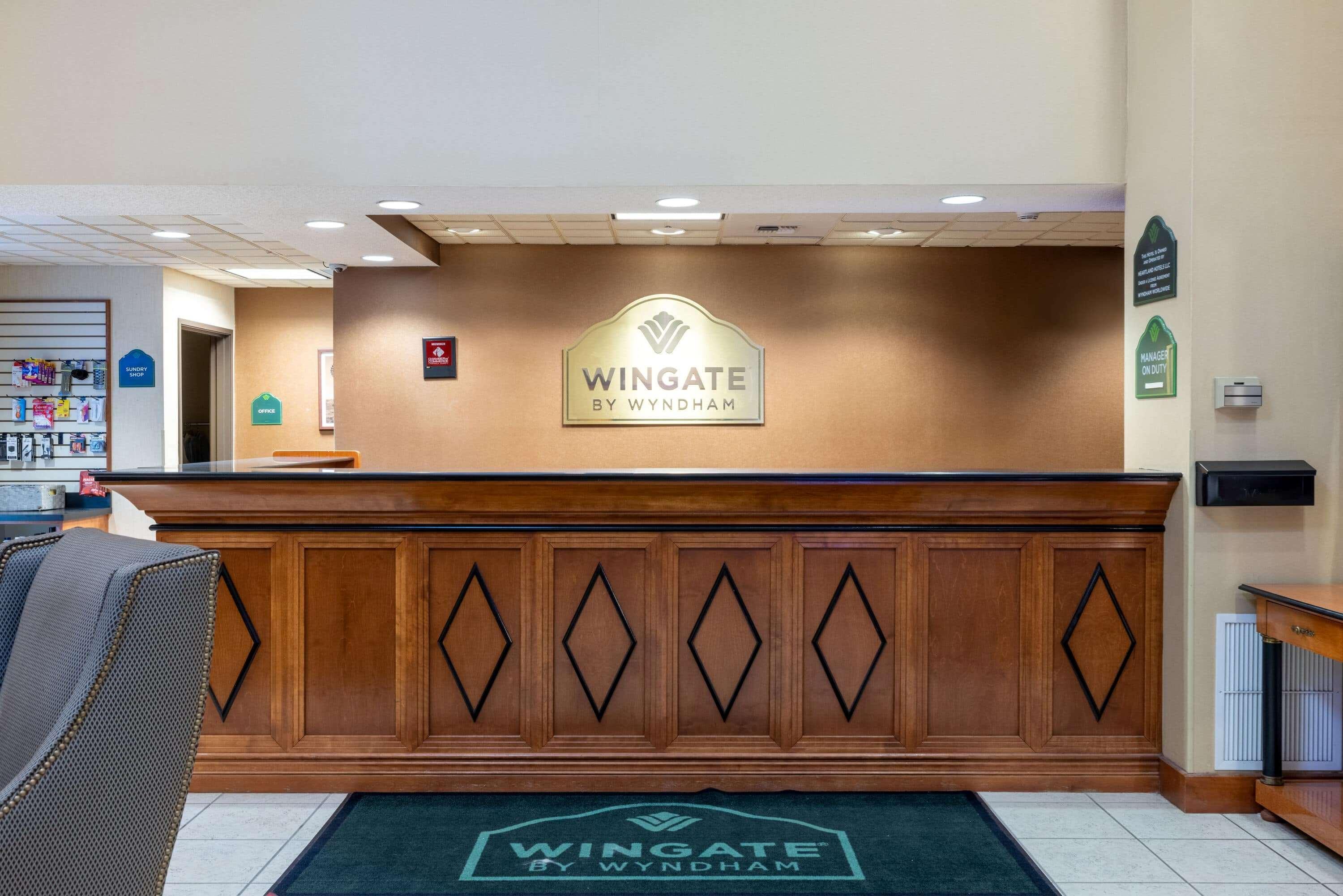 Hotel Wingate By Wyndham Gillette Extérieur photo