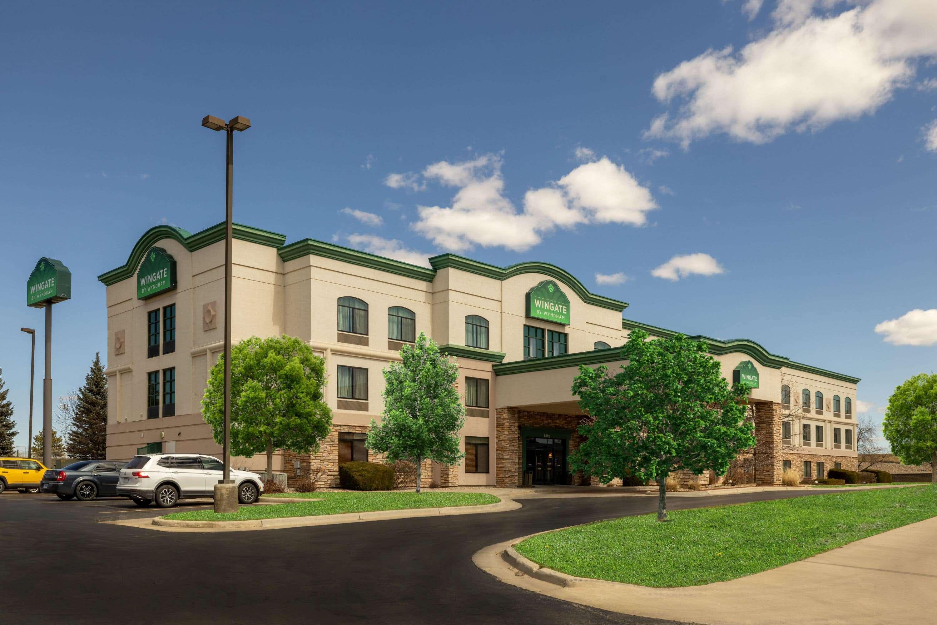 Hotel Wingate By Wyndham Gillette Extérieur photo